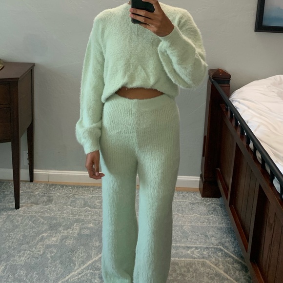 Mint fluffy Knit Wide Leg Loungewear set - Picture 11 of 11